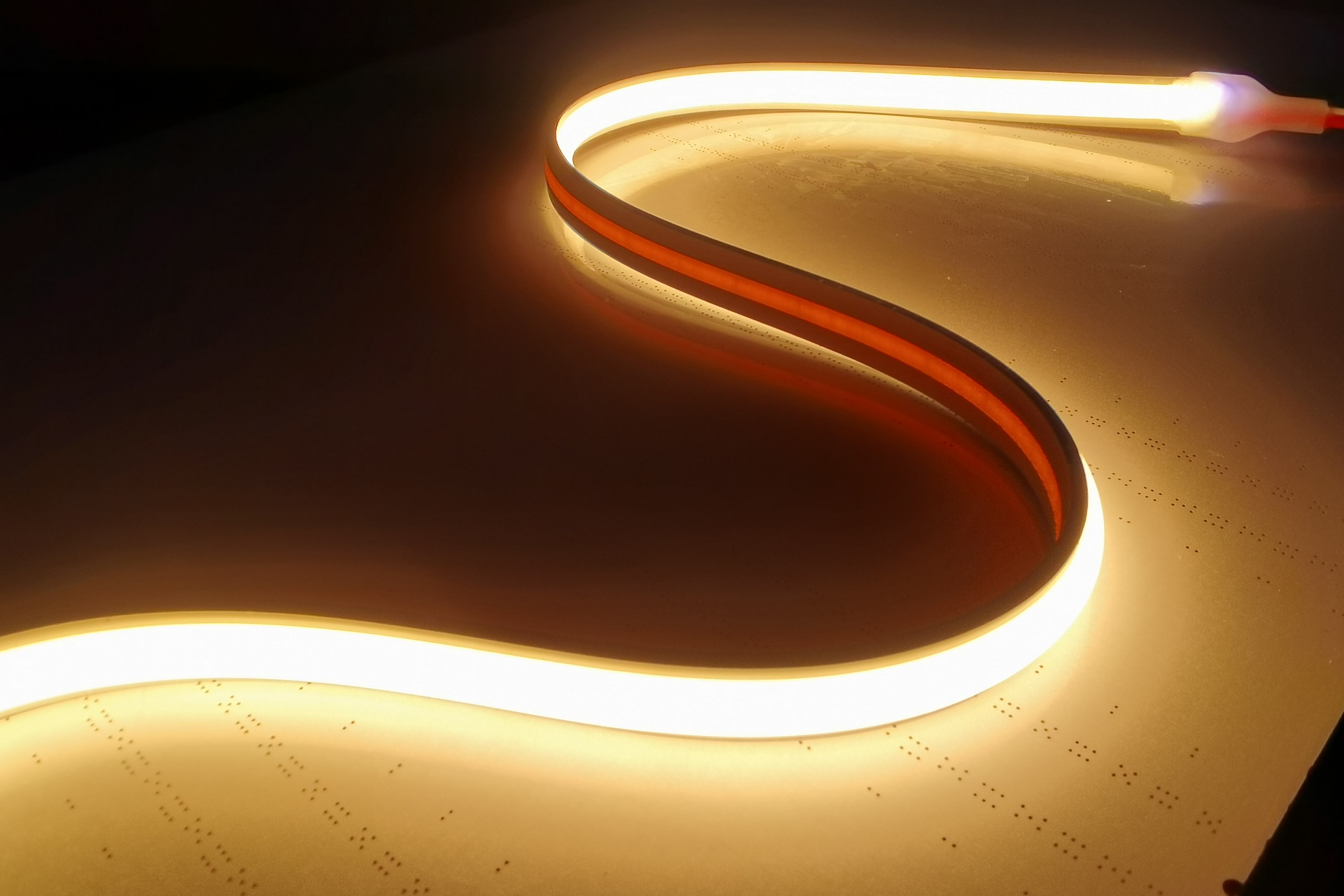 ingen lyspunkt COB led stripelys